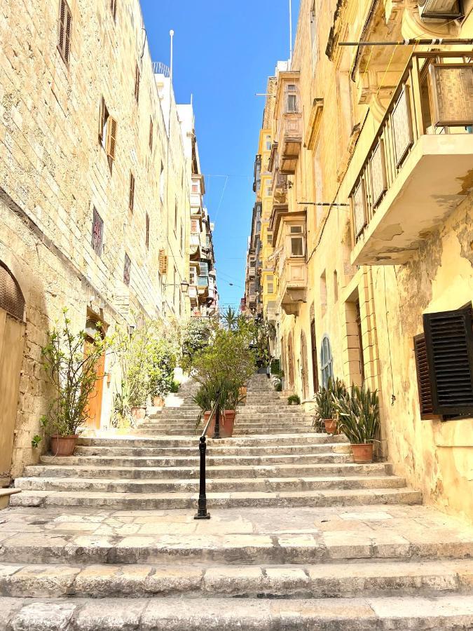 Modern Central 2Br Flat In Valletta By Arcobnb Ngoại thất bức ảnh