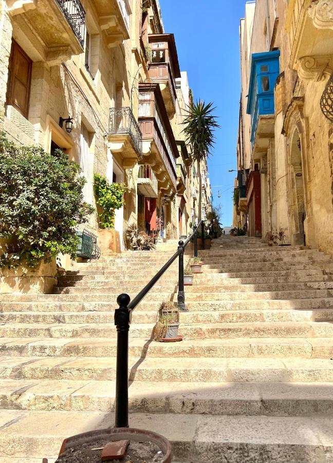 Modern Central 2Br Flat In Valletta By Arcobnb Ngoại thất bức ảnh