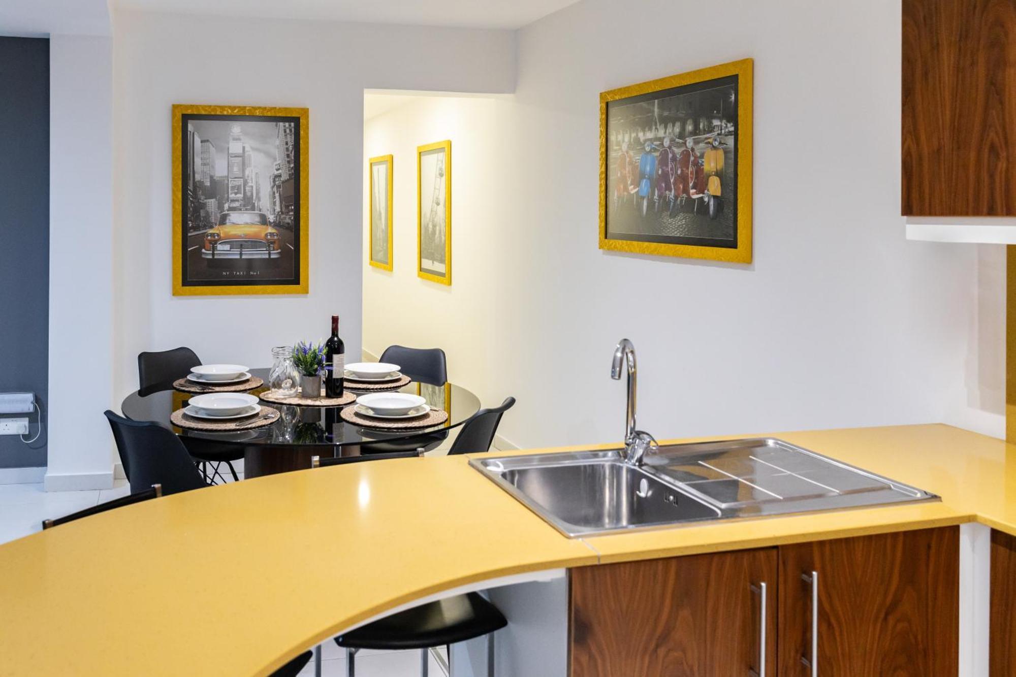 Modern Central 2Br Flat In Valletta By Arcobnb Ngoại thất bức ảnh